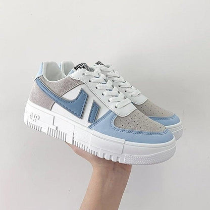 Women's casual shoes
