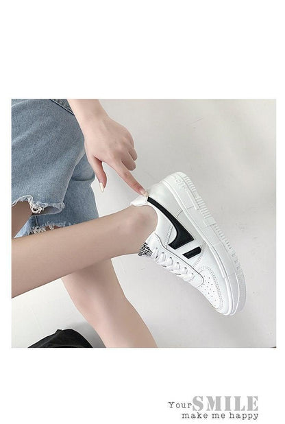 Women's casual shoes